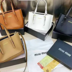 Cartera MiuBlack
