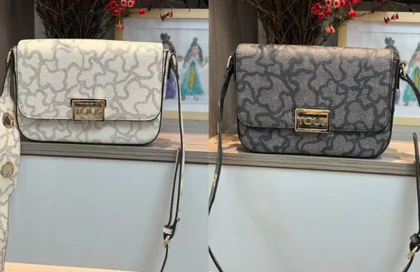 Crossbody Torch Black&White