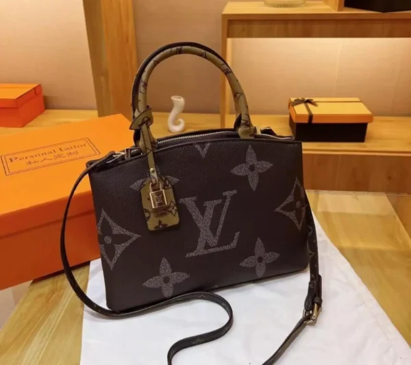 Handbag Deluxe Liv Brown