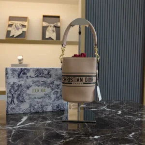 Mini Baul Dio Beigue